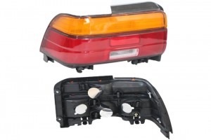 Toyota Corolla Stop Lambası Sol 1993 - 1998 TYC Toyota Corolla Stop Lambası Sol 1993 - 1998 TYC