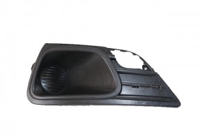 Fıat Lınea Sis Far Kapağı Çerçevesi Sağ 2012 (Sissiz)             