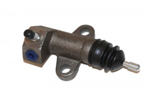 Nissan PickUp Debriyaj Merkezi Alt D21-D22-YD25 1992-2006           