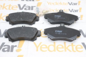 Fren Balatası Ön Mıtsubıshı Carızma 1.9DID 95-06          