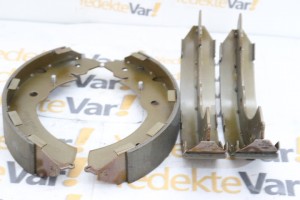 Fren Balatası Arka Mıtsubıshı L200-96-07        