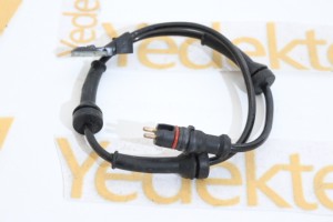 Renault Megane 2  Sensörü Ön 