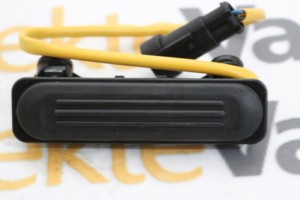 Fiat Doblo Bagaj Açma Düğmesi 2010 ( 51829929 )