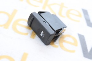 Renault 19 Cam Açma Anahtarı Ön Sağ   