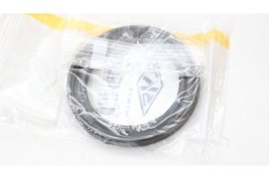 Toyota Hılux  Aks Keçesi Ön    