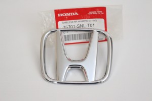 Honda Cıvıc Bagaj Yazı/Arma 2006-20012  ( 75701SNLT01 )   