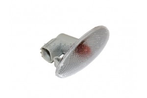 Toyota Corolla Sinyal Çamurluk ( Beyaz ) 2006 - 2010    Toyota Corolla Sinyal Çamurluk ( Beyaz ) 2006 - 2010