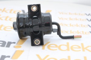 Toyota Corolla Benzin Filtresi 00           