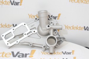Renault 9 R11 R19 Su Pompası Alt Gövdesi       