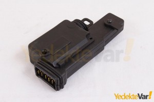 Renault 19 - 21 Merkezi Kilit Motoru Ön Sol 5 Fişli Renault 19 - 21 Merkezi Kilit Motoru Ön Sol 5 Fişli